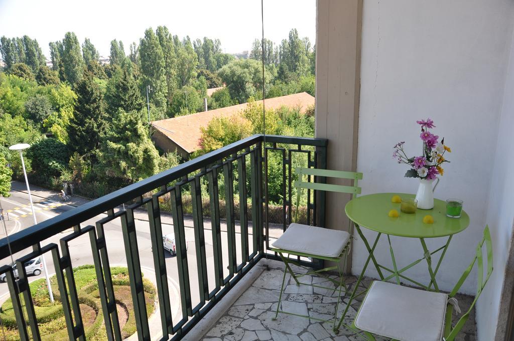 Apartment Montebello Parma Eksteriør billede